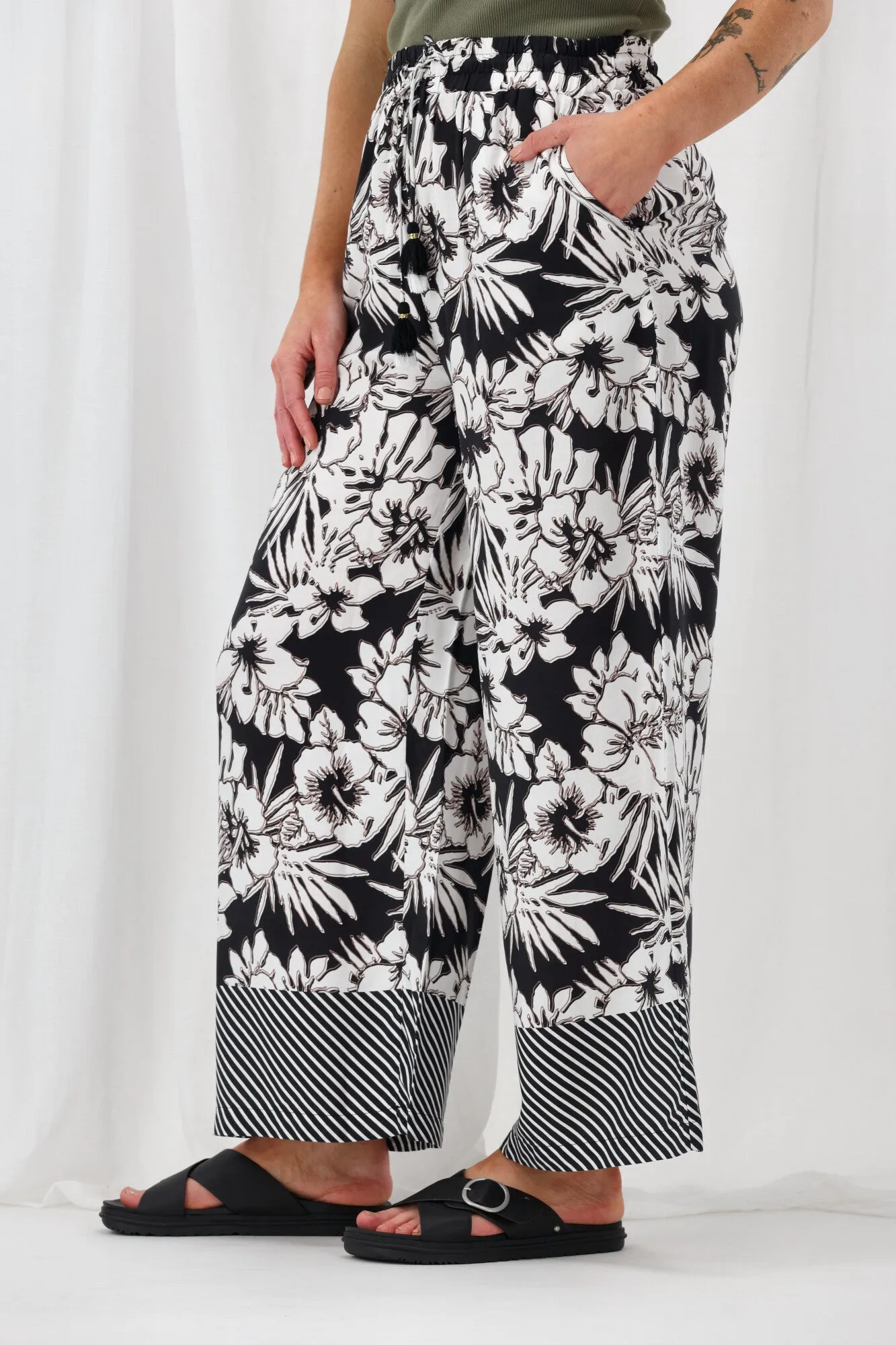 Sunday Boho Jamie Border Print Pant Black White sold by Shine On product image thumbnail 4