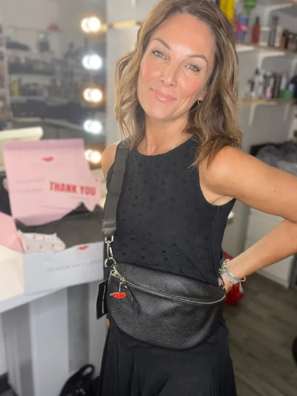 Donna May London City Bag Black sold by Shine On