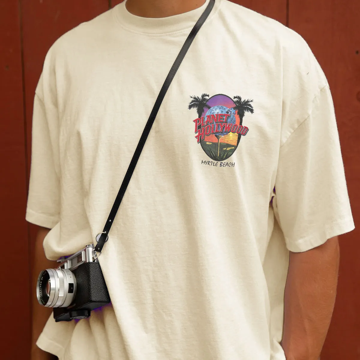 Planet Hollywood Men's Rtro Basic T-Shirts sold by Shopnova product image thumbnail 2