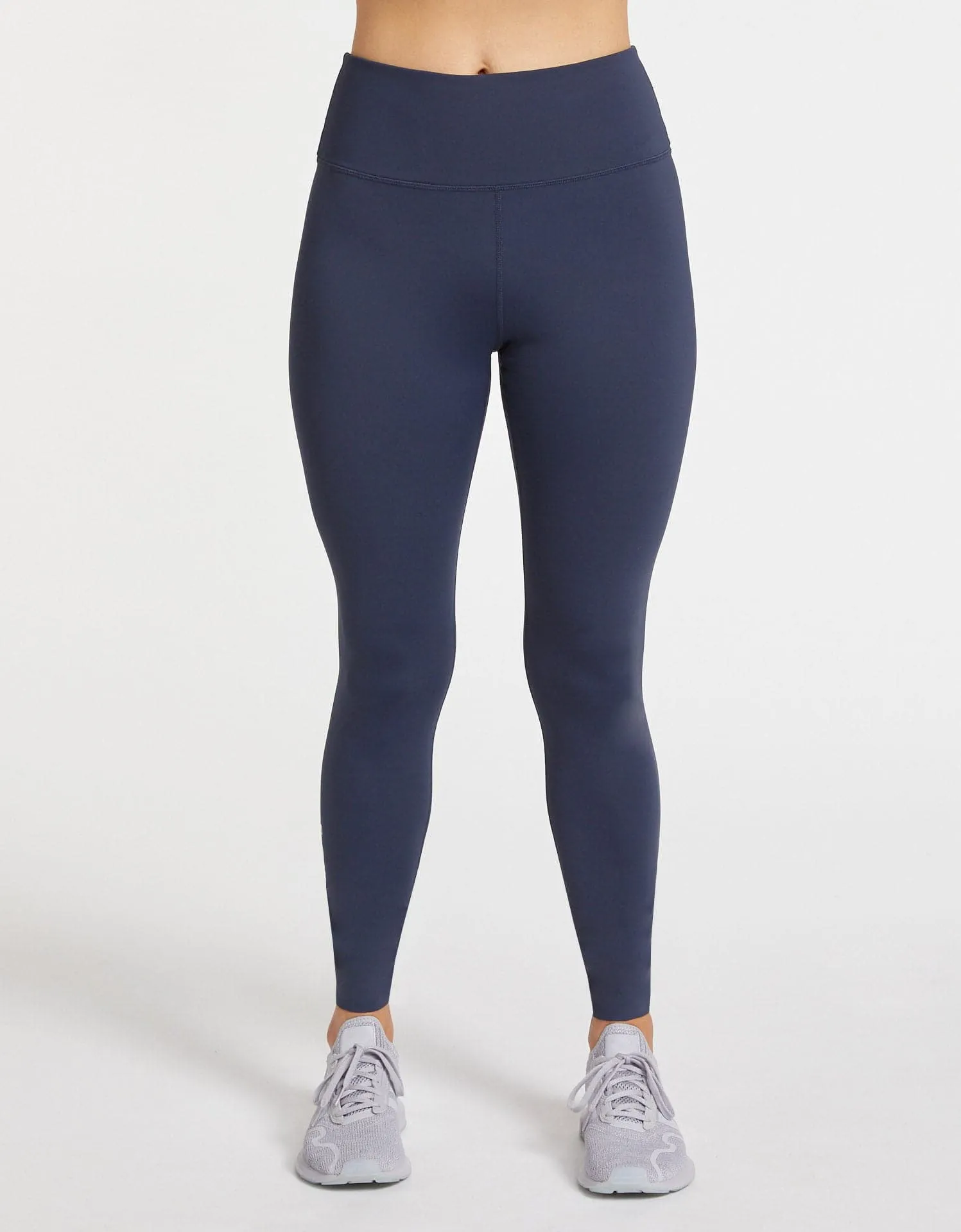 On The Move Essential Leggings UPF50+ Luxe Performance Collection sold by Solbari product image thumbnail 3
