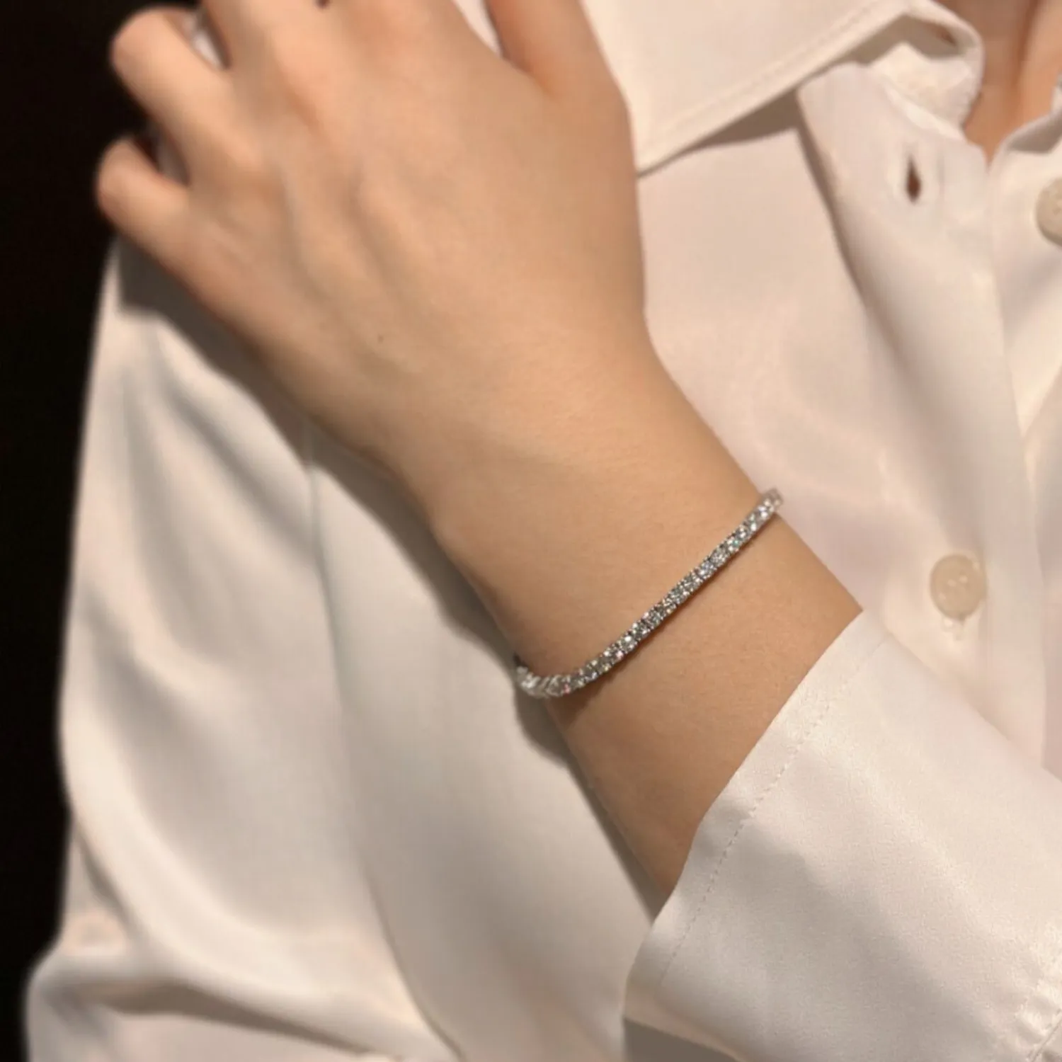 9ct White Gold 3CT Diamond Tennis Bracelet sold by Spero London product image thumbnail 3