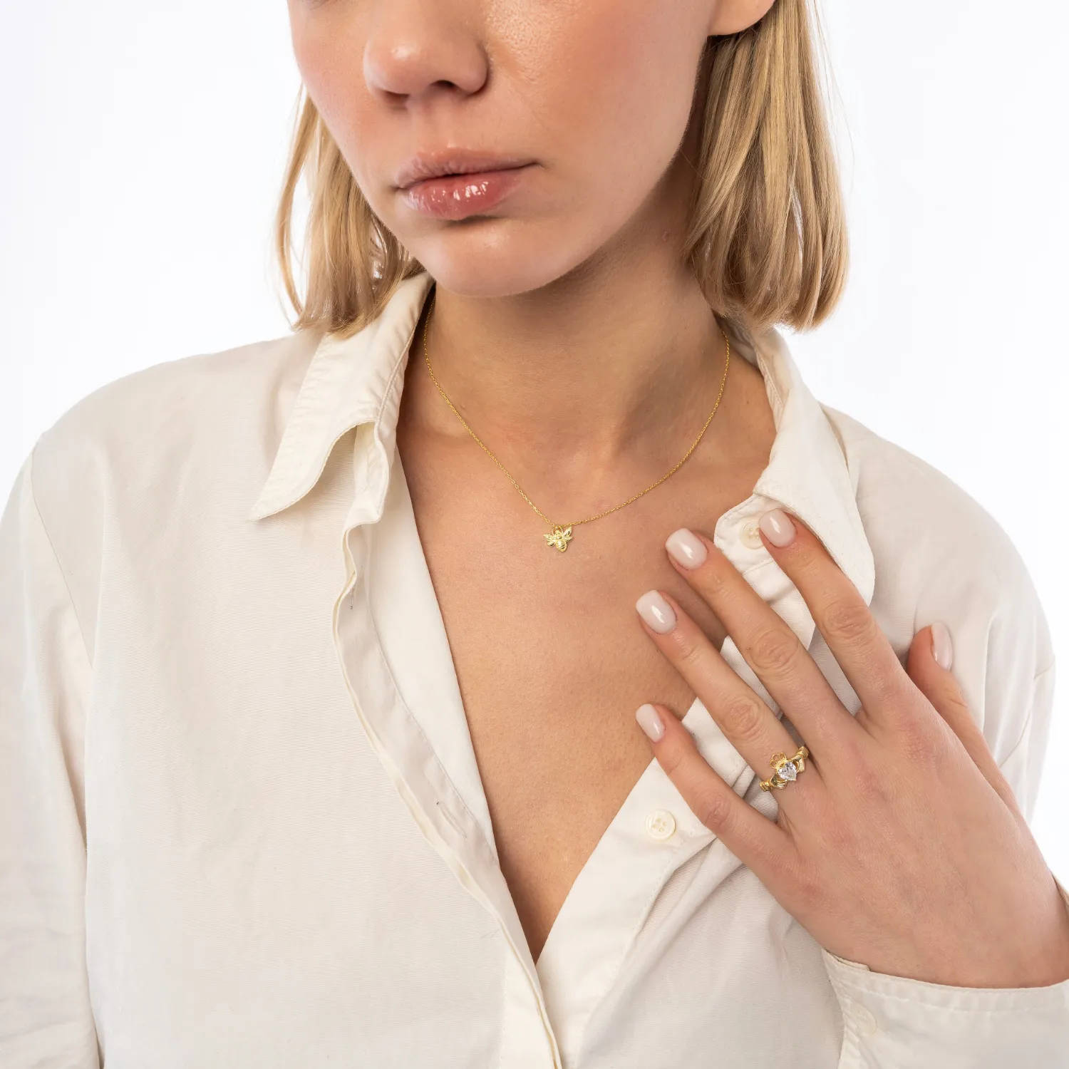 Sterling Silver Bee Pendant Chain Necklace sold by Spero London product image thumbnail 3