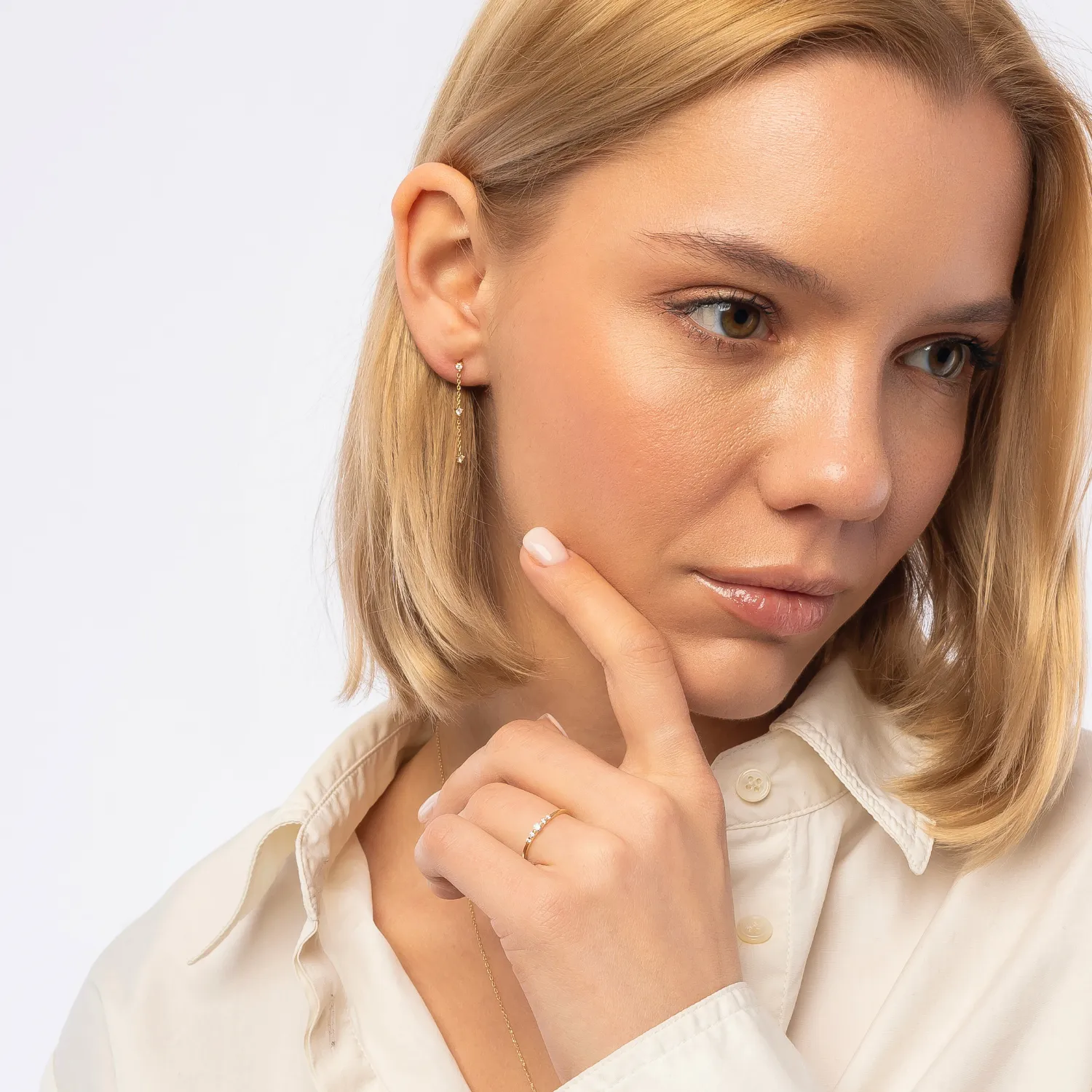 Fine Graduated Diamond Ring 14ct Gold sold by Spero London product image thumbnail 5