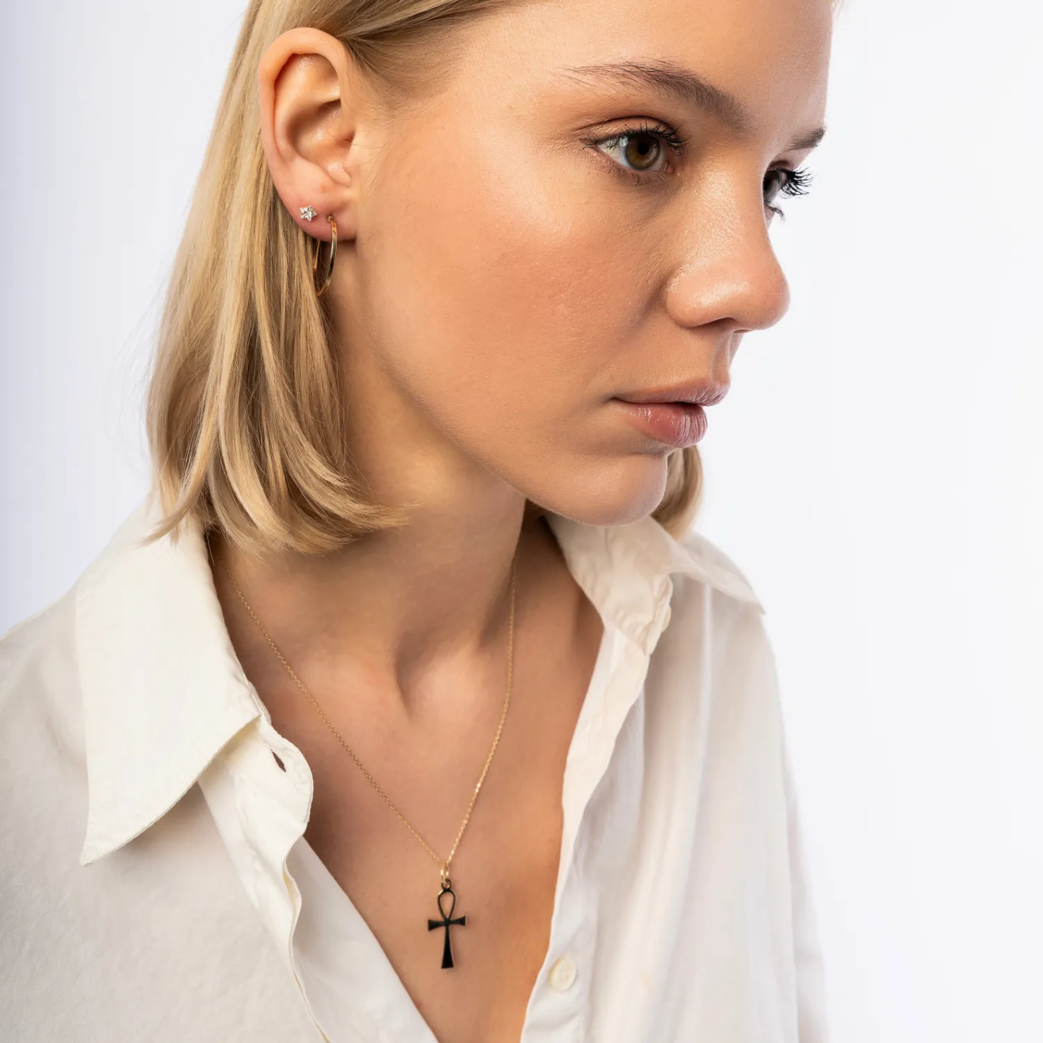 9ct Solid Gold Star Stud Earrings sold by Spero London product image thumbnail 3