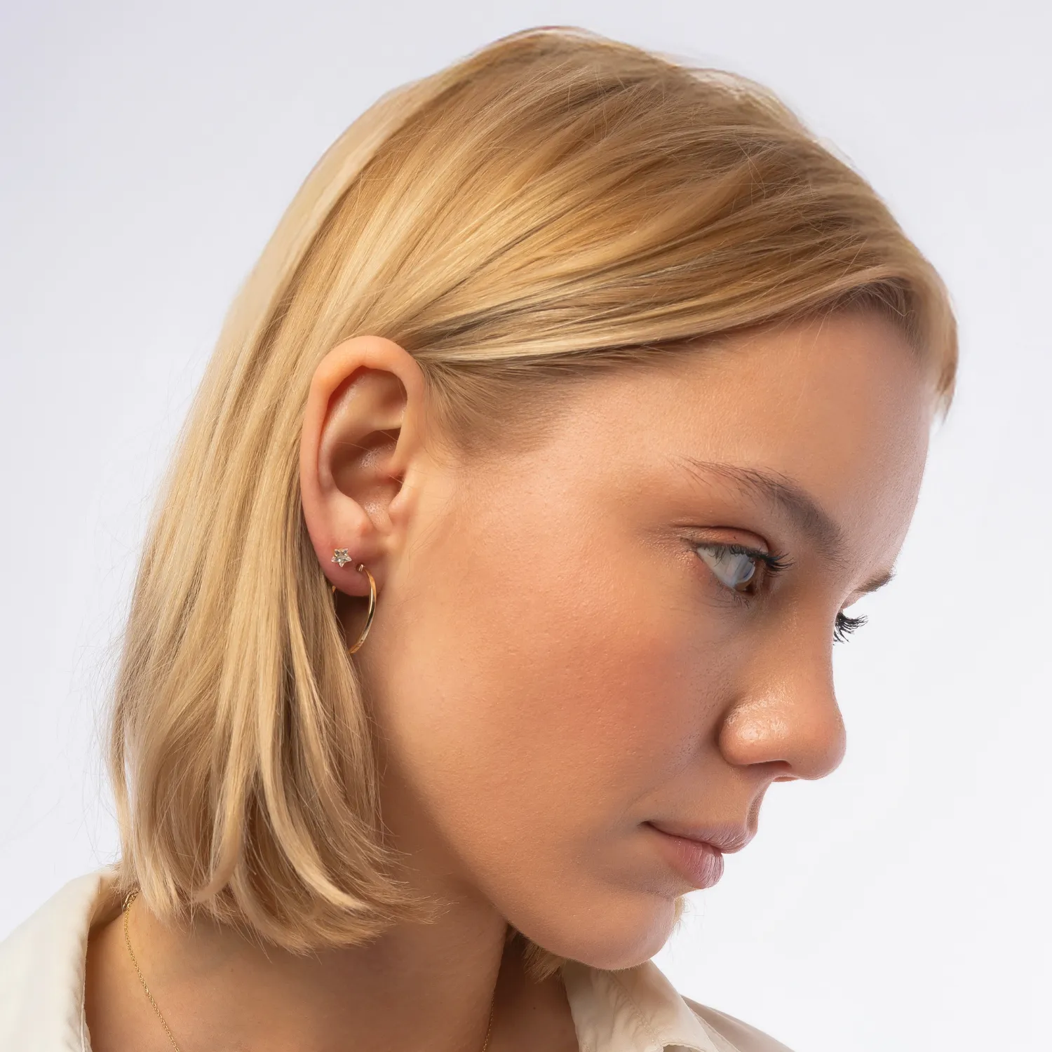 9ct Solid Gold Star Stud Earrings sold by Spero London product image thumbnail 5