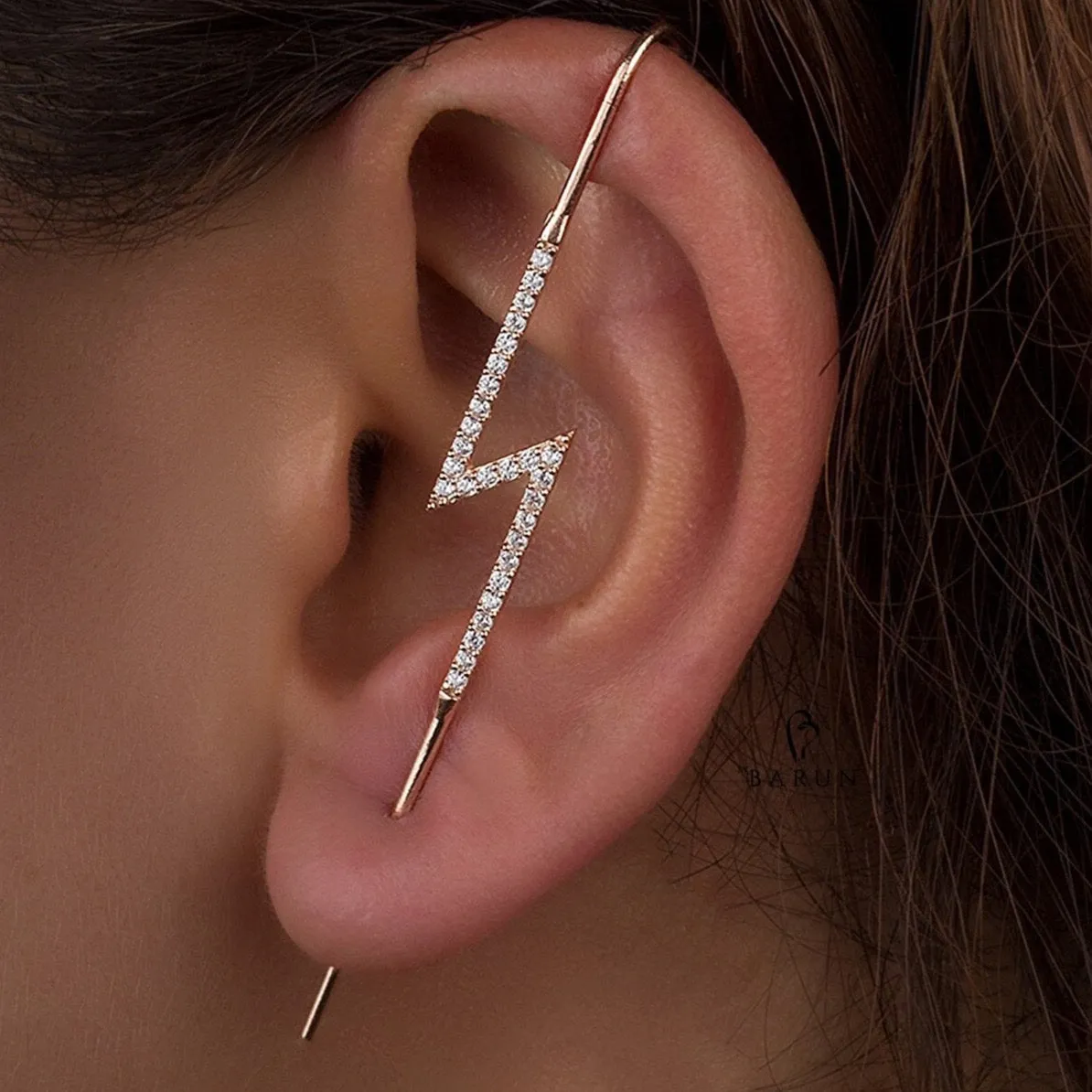 Sterling Silver Lightning Bolt Ear Crawler With Sparkling White Gemstones sold by Spero London product image thumbnail 2