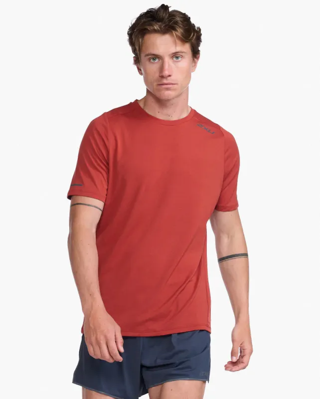 2XU Mens Light Speed Tee sold by Sportsmans Warehouse