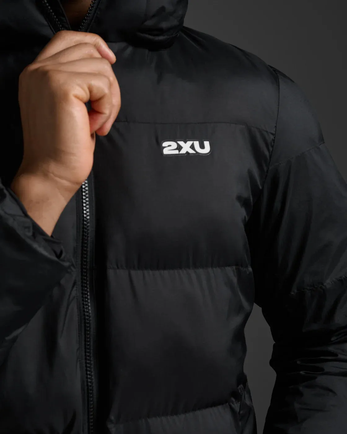 2XU Commute Insulation Jacket Black/White sold by Sportsmans Warehouse product image thumbnail 5