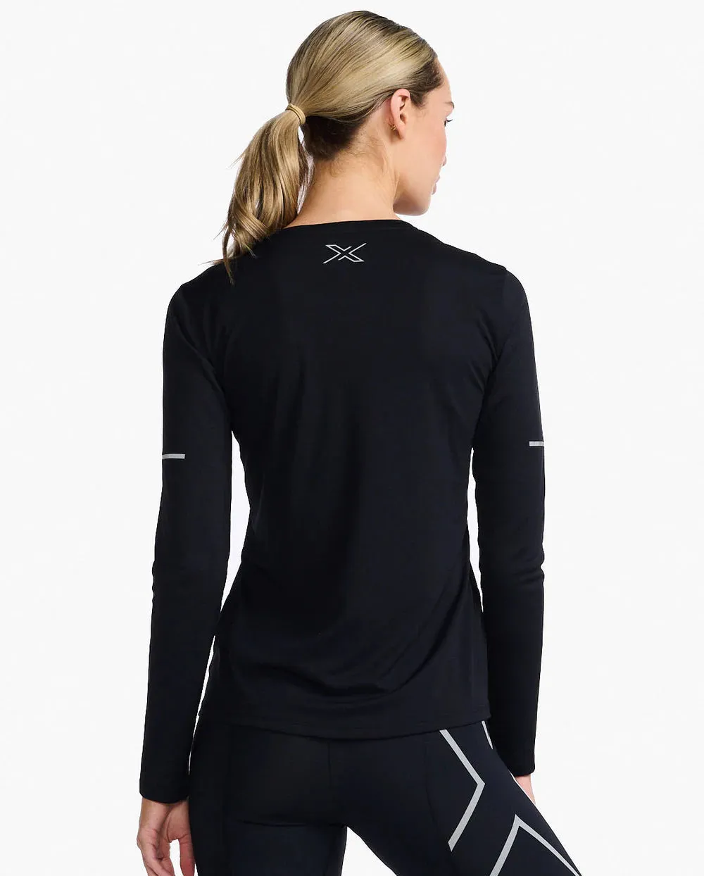 2XU Womens Aero L/S sold by Sportsmans Warehouse product image thumbnail 2