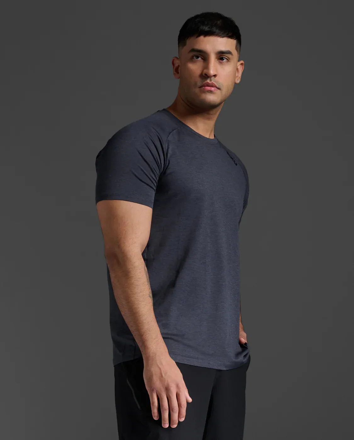 2XU Motion Tee-India Ink/Black sold by Sportsmans Warehouse