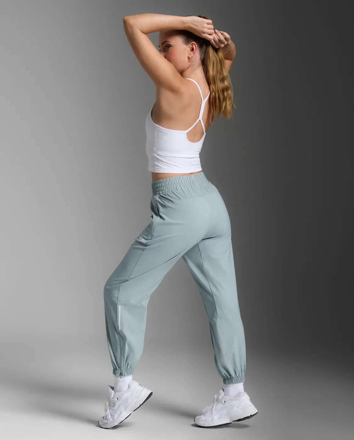 2XU Aero Hi-Rise Woven Jogger-Smoke Blue/White Reflective sold by Sportsmans Warehouse product image thumbnail 3