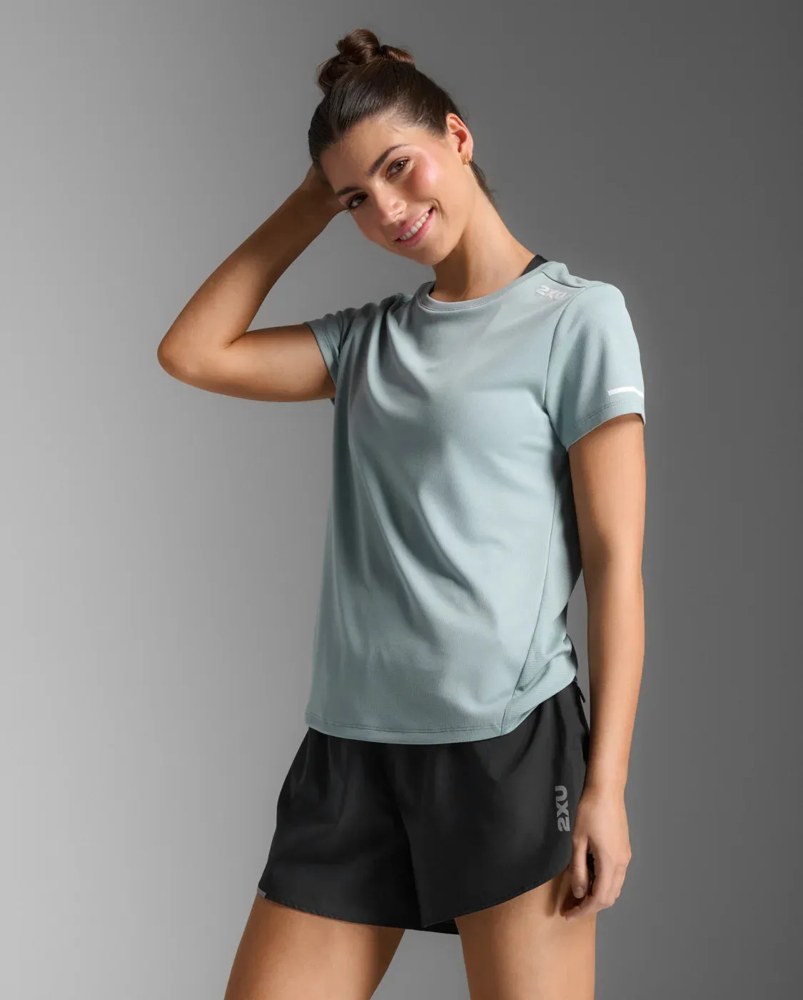 2XU Aero Tee-Smoke Blue/White Reflective sold by Sportsmans Warehouse product image thumbnail 4