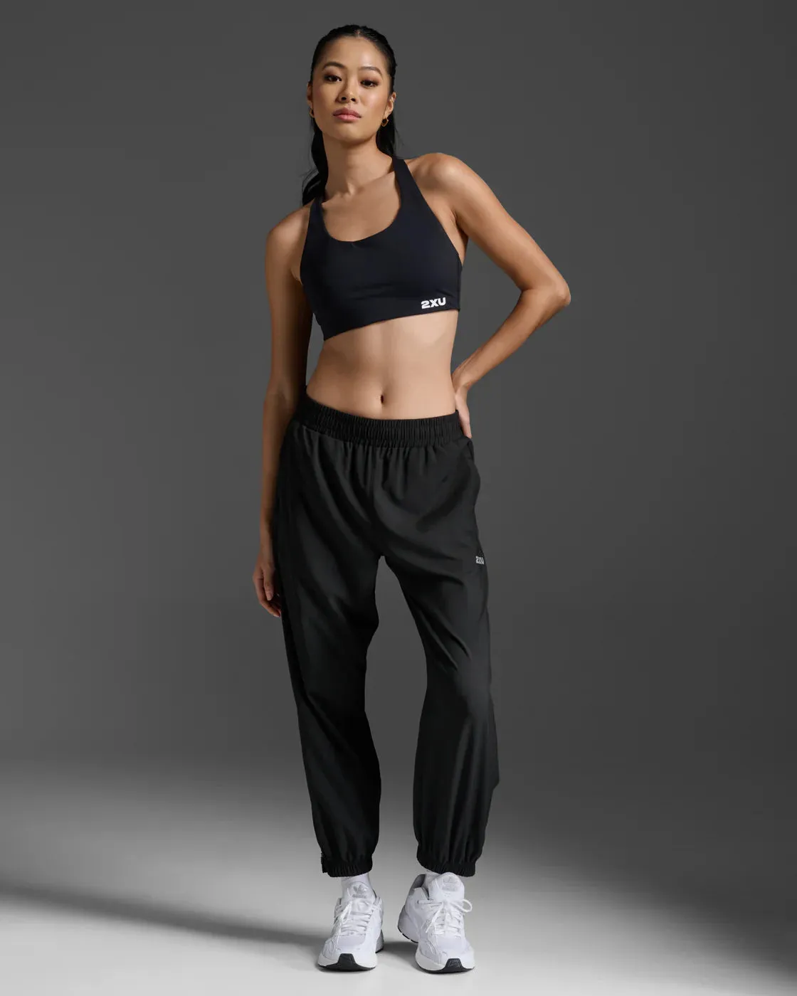 2XU Aero Woven Jogger Black/Silver Reflective sold by Sportsmans Warehouse product image thumbnail 2
