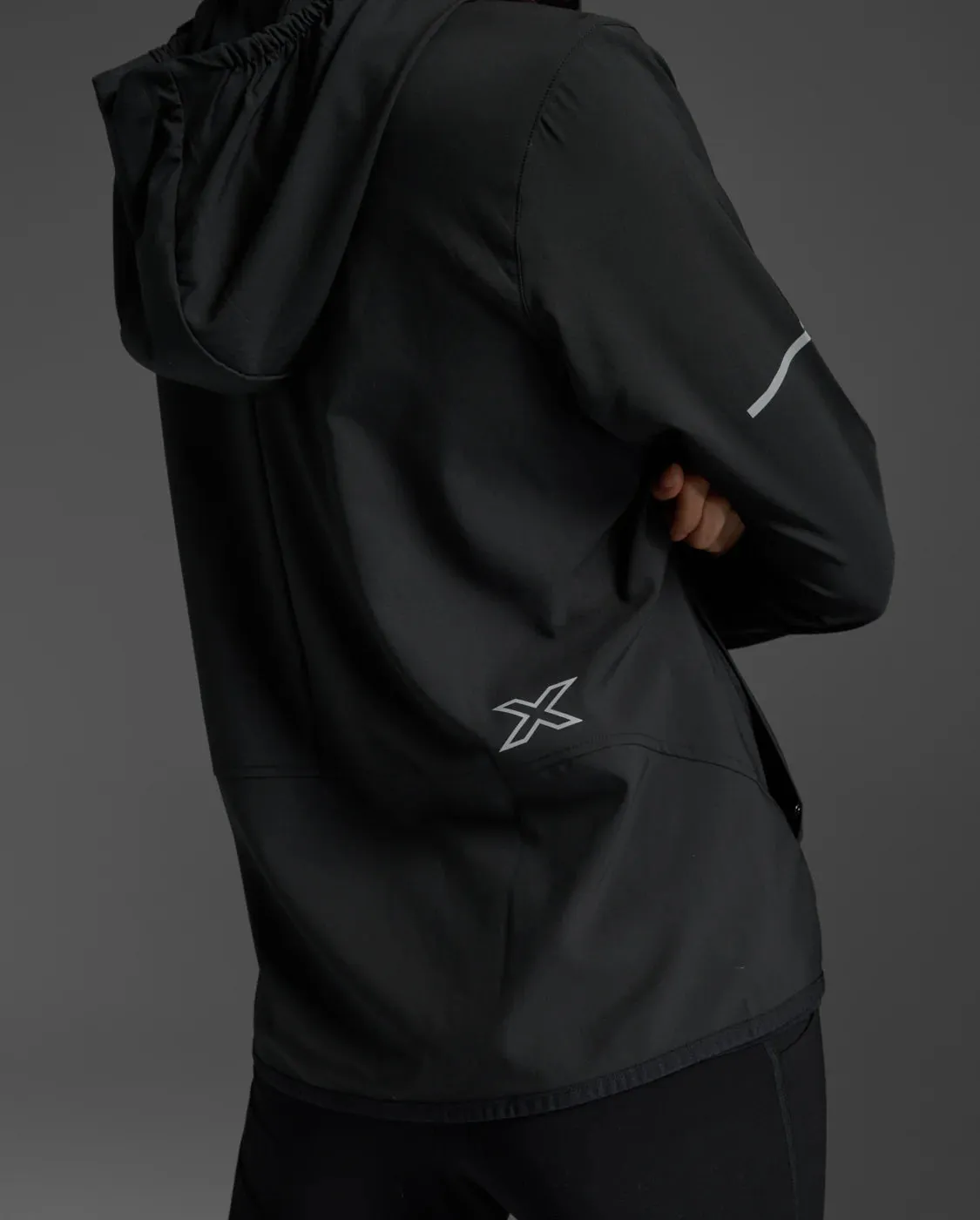 2XU Aero Jacket Black/Silver Reflective sold by Sportsmans Warehouse product image thumbnail 4