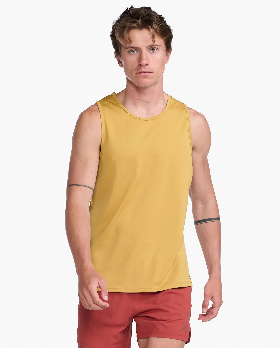 2XU Mens Aero Tank sold by Sportsmans Warehouse