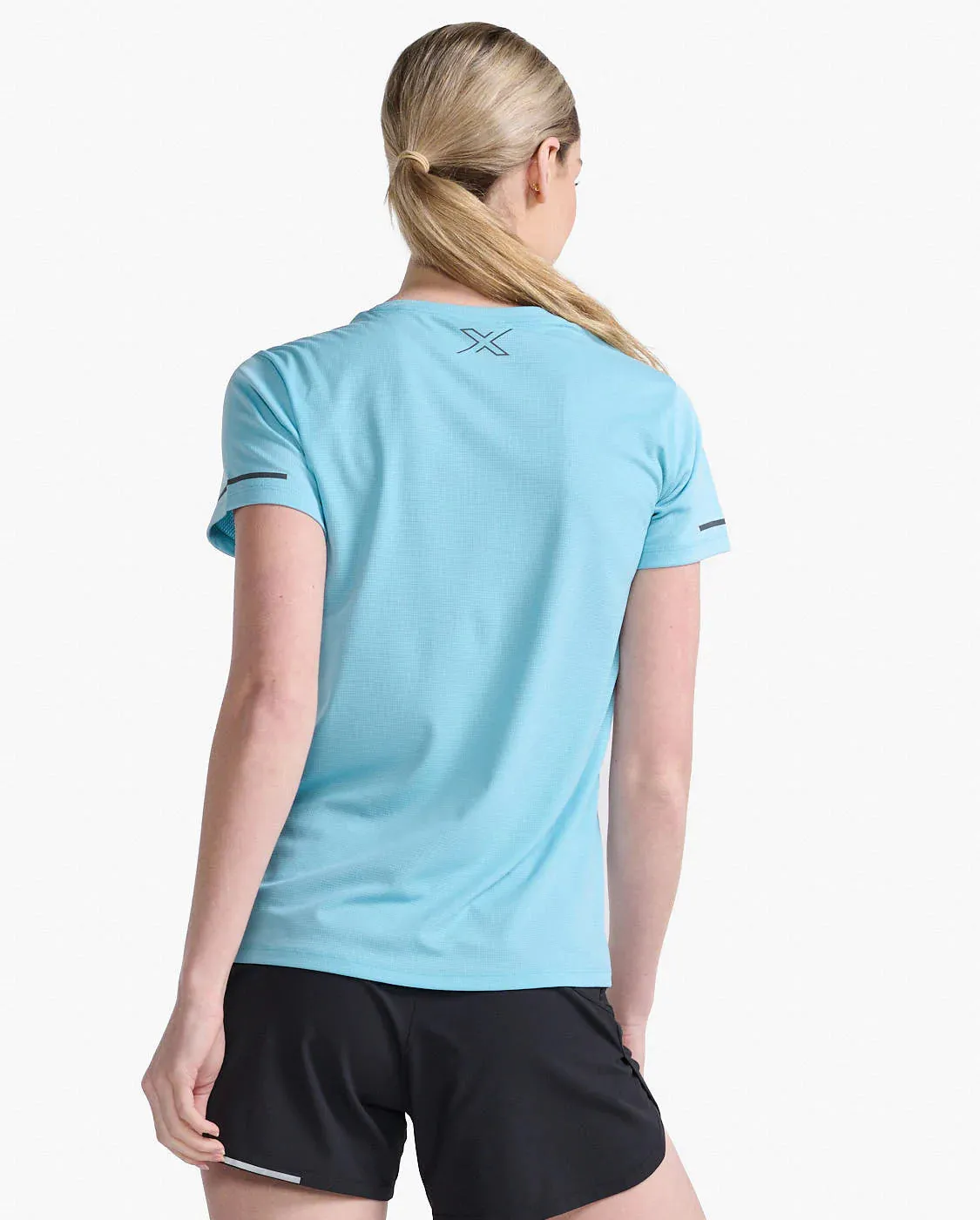 2XU Womens Aero Tee sold by Sportsmans Warehouse product image thumbnail 2