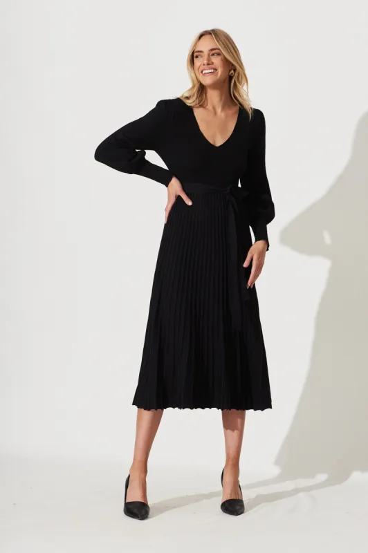 Albi Midi Knit Dress In Black Cotton Blend sold by St Frock
