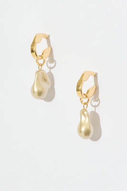 Hadi Drop Earrings In Gold With Pearl sold by St Frock