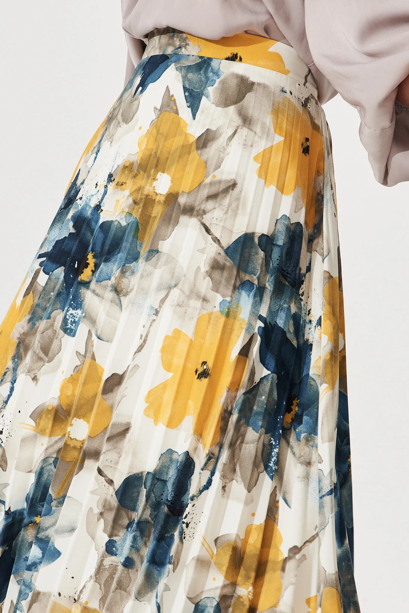 Amary Midi Pleat Skirt In Navy With Yellow Watercolour Print sold by St Frock product image thumbnail 5