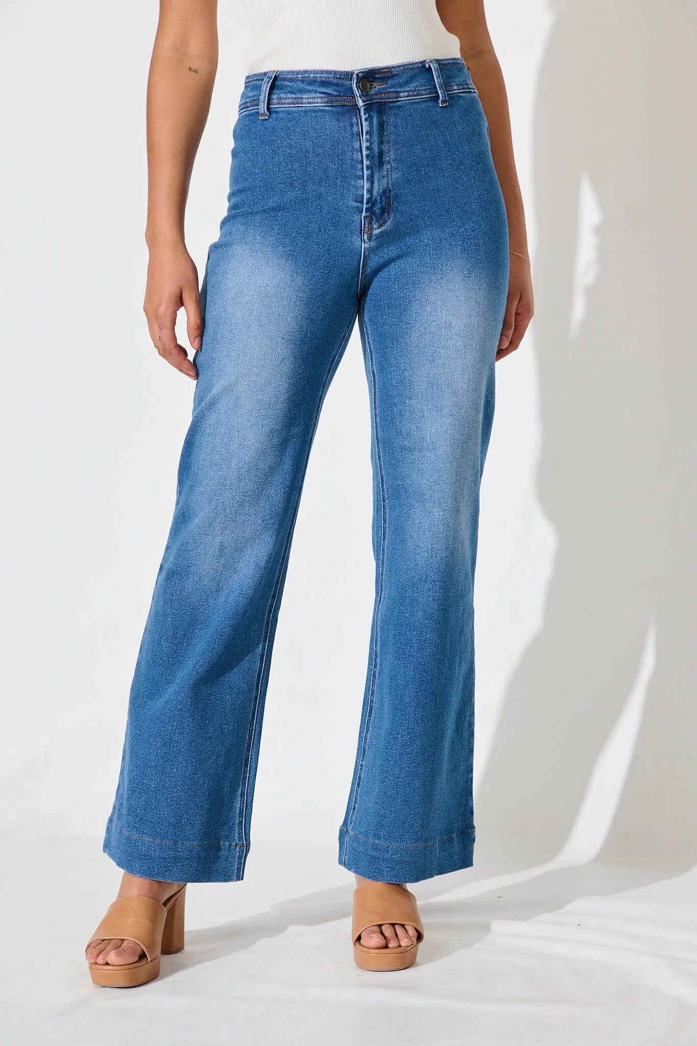 ★★ ★★ Women's High Rise Wide Leg Fit Mid Blue High Rise Wide-Leg Jeans | Gap Factory
