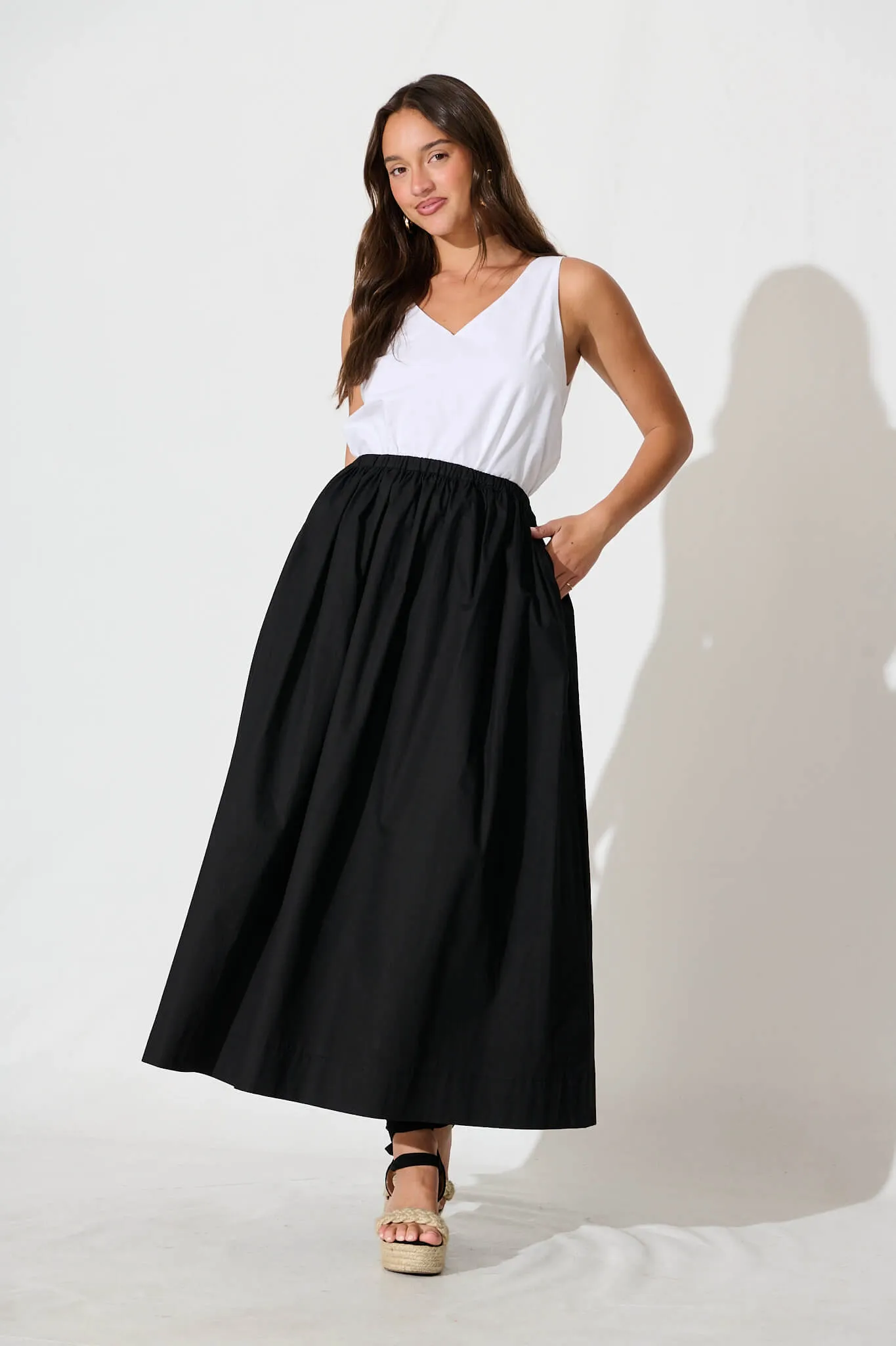 Kaycie Top in White Cotton Linen sold by St Frock product image thumbnail 5