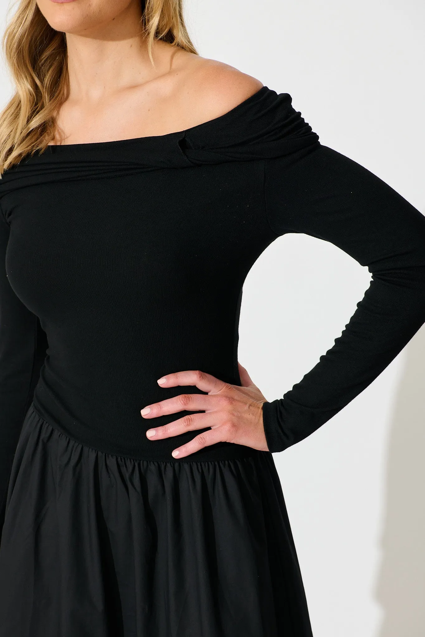 Endless Desire Off Shoulder Maxi Dress in Black sold by St Frock product image thumbnail 5
