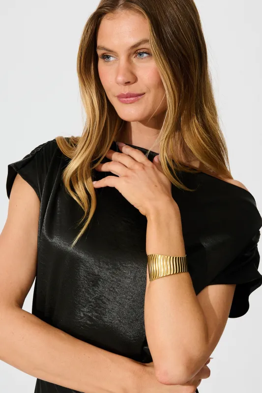 Sora Bangle in Gold 18K Gold sold by St Frock