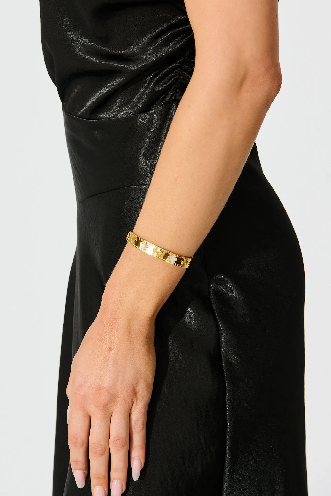 Denzel Bangle in 18K Gold sold by St Frock product image thumbnail 5