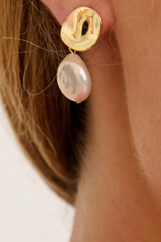 Anya Drop Earrings in Gold with Pearl made by St Frock