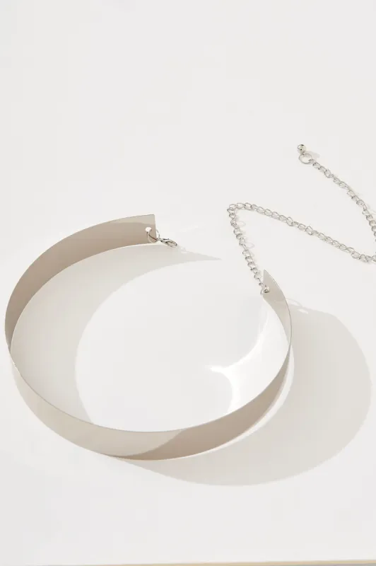 Goldrush Belt With Chain In Silver sold by St Frock