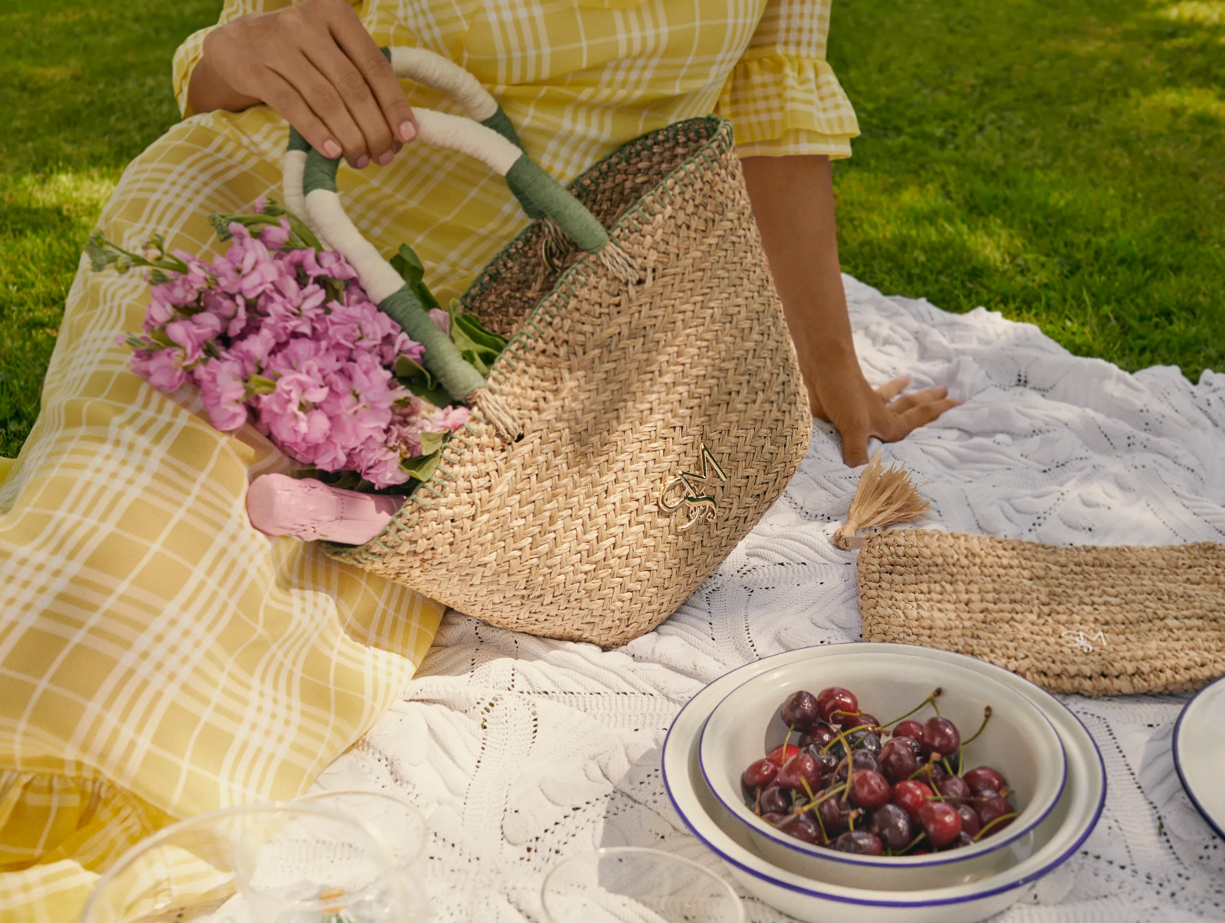 KHAKI HAMPTON & Beach Kit sold by Stone and Mason product image thumbnail 2