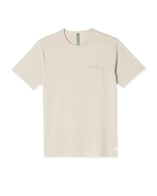 VUORI Men's Feather Pocket Tee - TOAST made by Sun Diego Boardshops