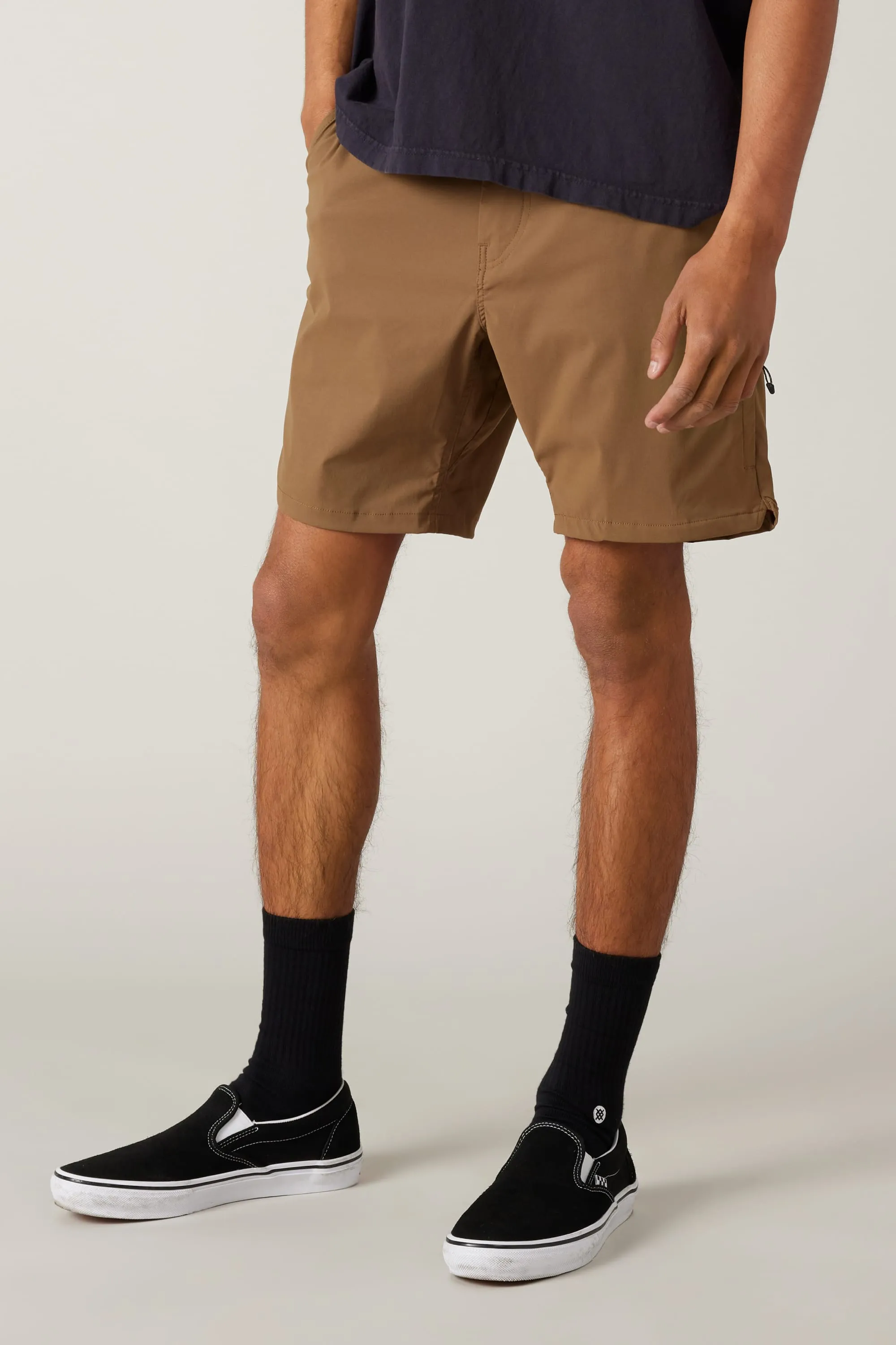 686 EVERYWHERE FEATHERLIGHT CHINO SHORT - Dark Khaki sold by Sun Diego Boardshops