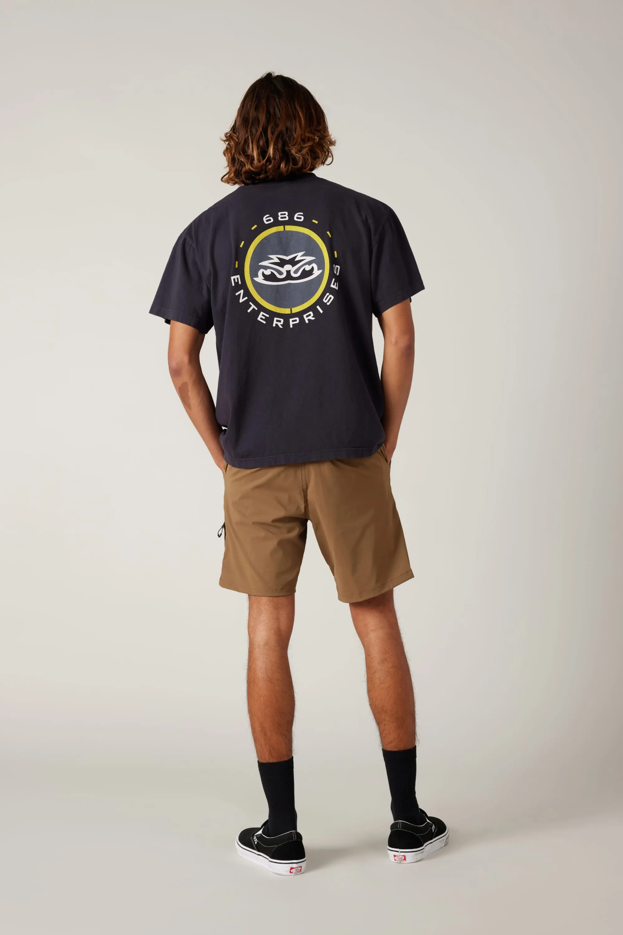 686 EVERYWHERE FEATHERLIGHT CHINO SHORT - Dark Khaki sold by Sun Diego Boardshops product image thumbnail 2