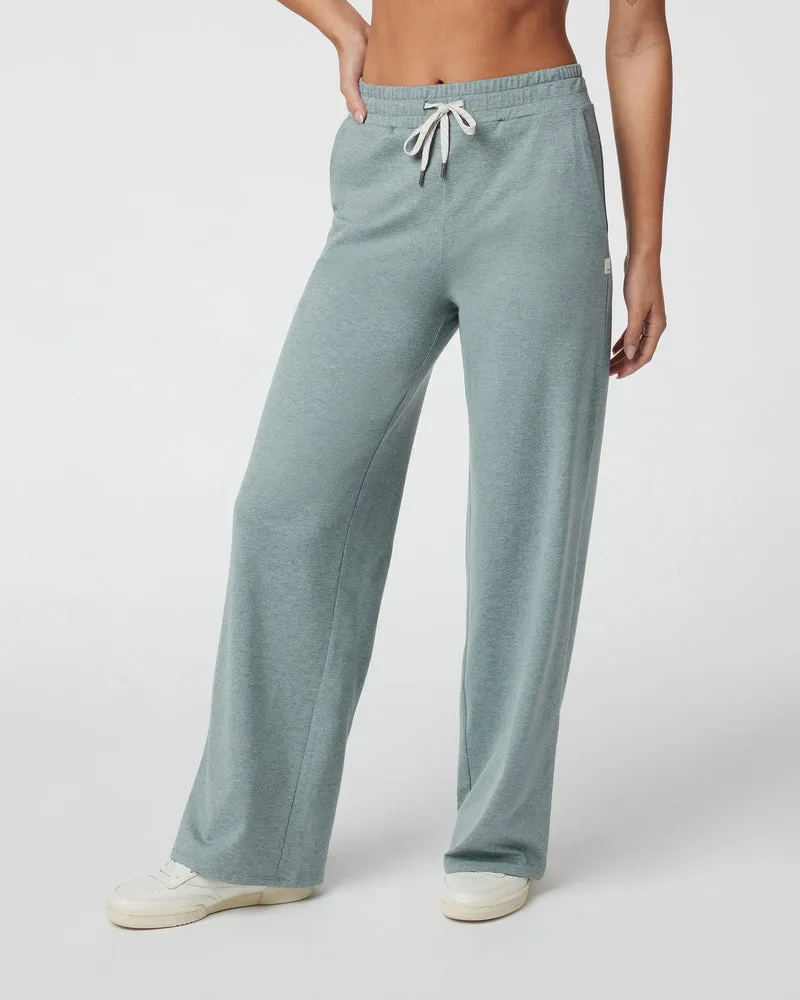 Vuori Halo Essential Wideleg - VINTAGE PISTACHIO sold by Sun Diego Boardshops