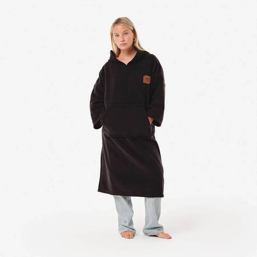 SLOWTIDE Everyday Chilling Fleece Poncho - BLACK sold by Sun Diego Boardshops