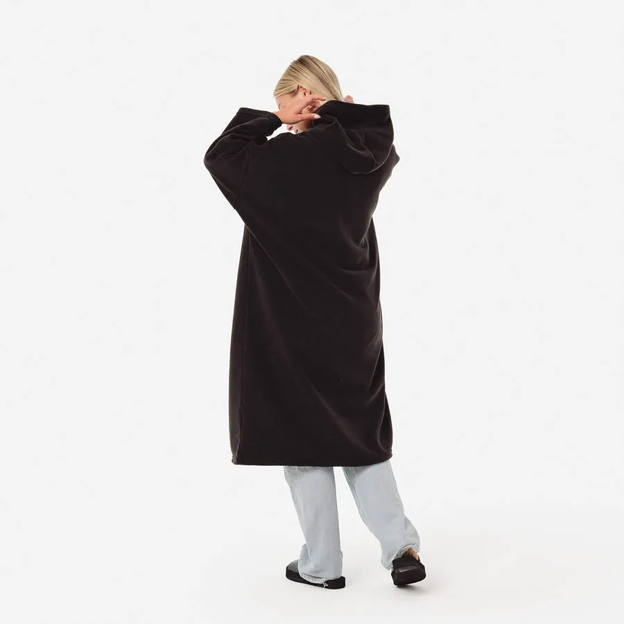 SLOWTIDE Everyday Chilling Fleece Poncho - BLACK sold by Sun Diego Boardshops product image thumbnail 2