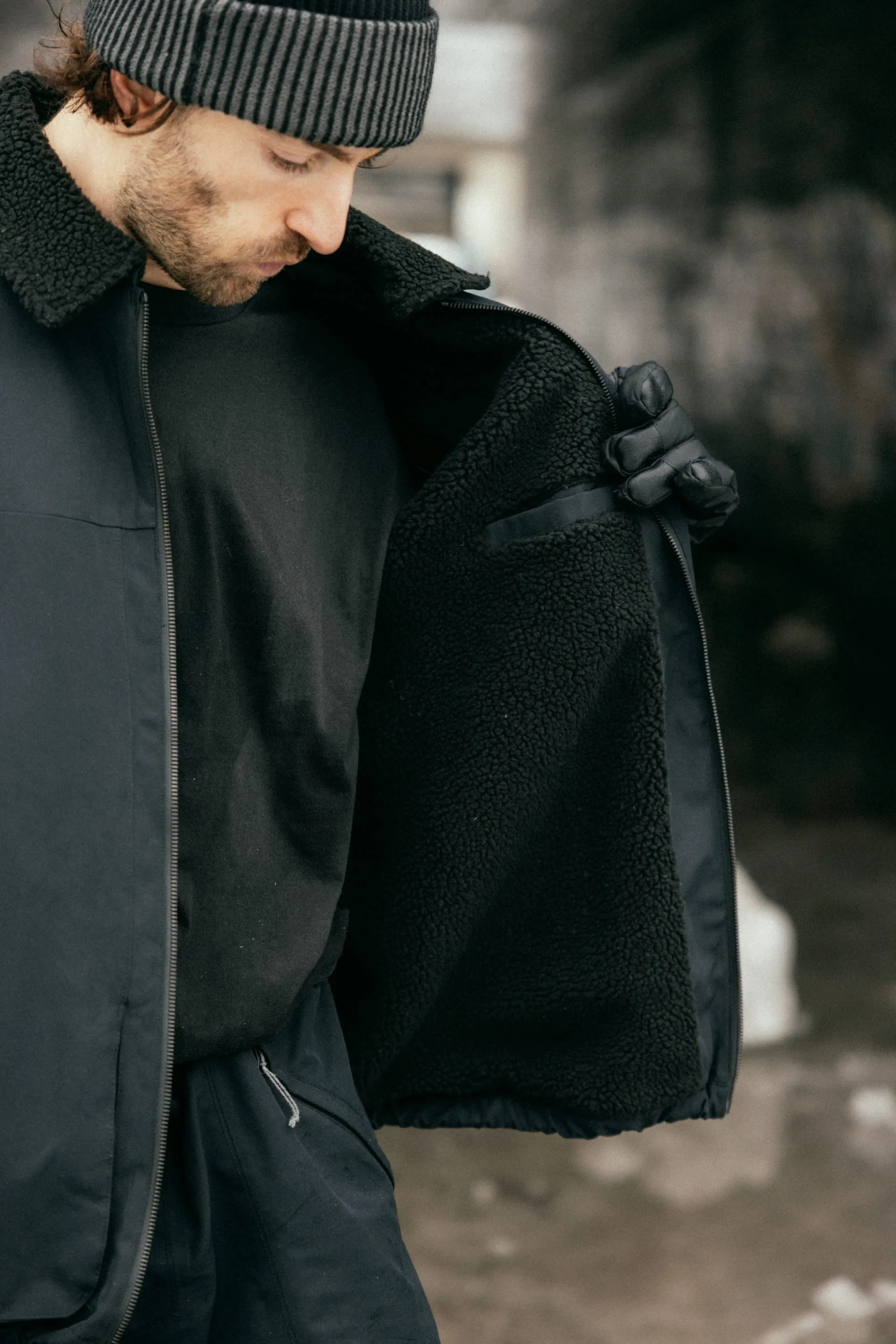 686 Enterprises Caim Insulated Jacket - BLACK sold by Sun Diego Boardshops product image thumbnail 3