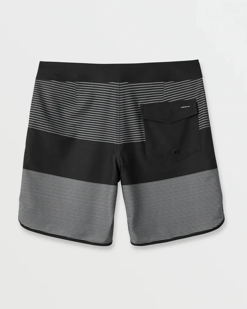 Quiksilver Surfsilk Tijuana 19" Boardshorts - BLACK sold by Sun Diego Boardshops product image thumbnail 2