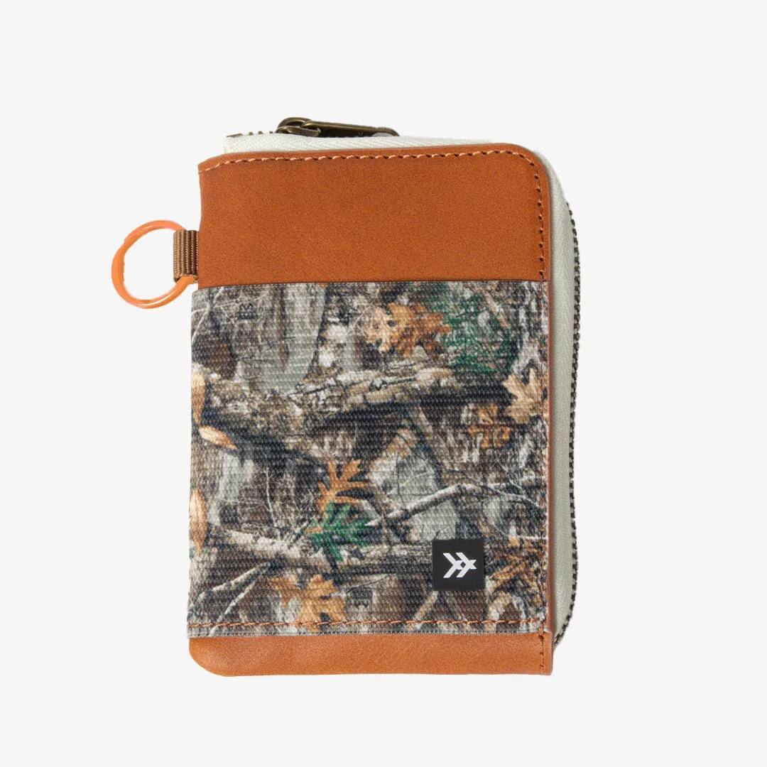 Thread Zipper Wallet - REALTREE EDGE sold by Sun Diego Boardshops