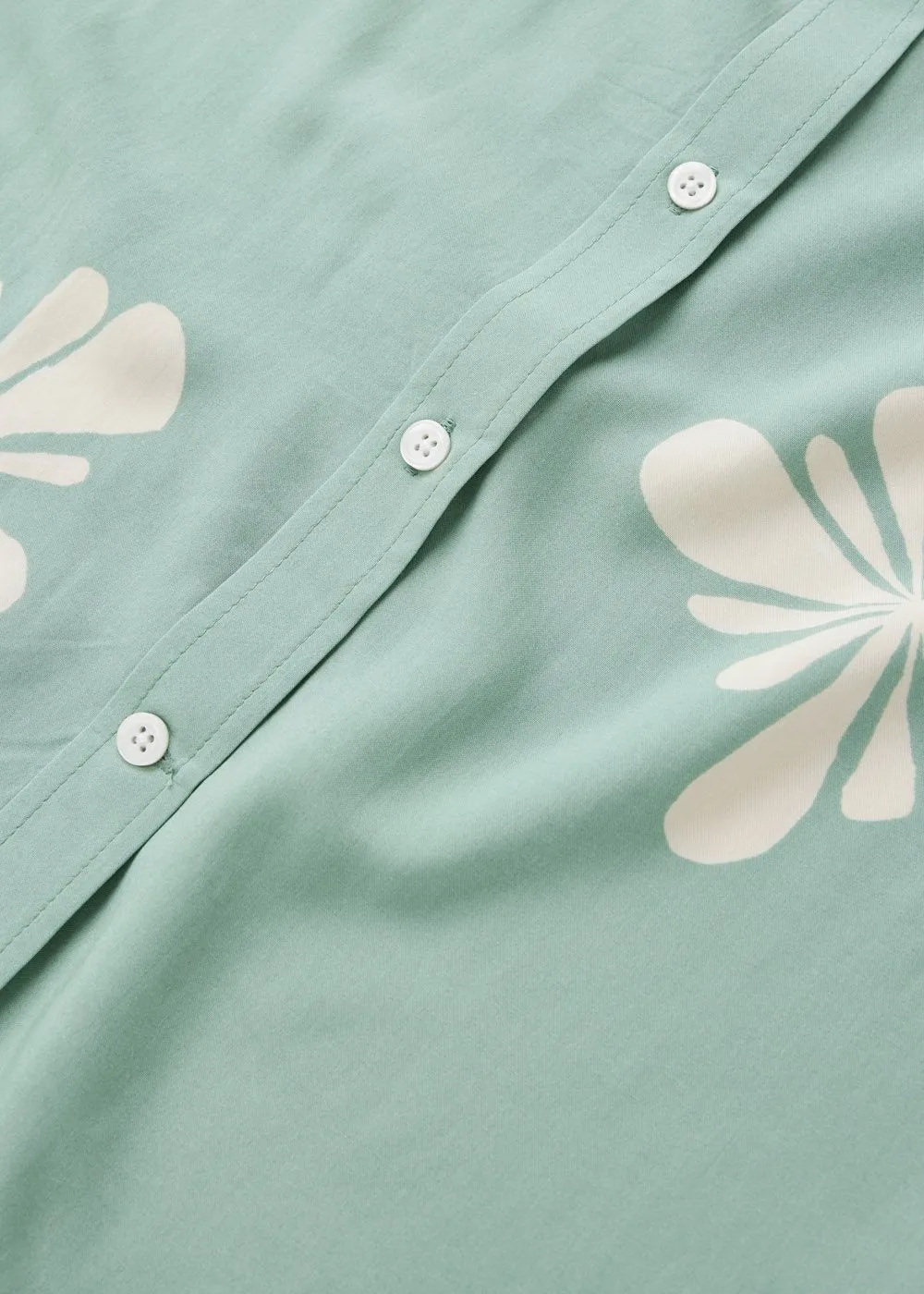 Vissla Solstice Short Sleeve Shirt - Alo Aloe sold by Sun Diego Boardshops product image thumbnail 3