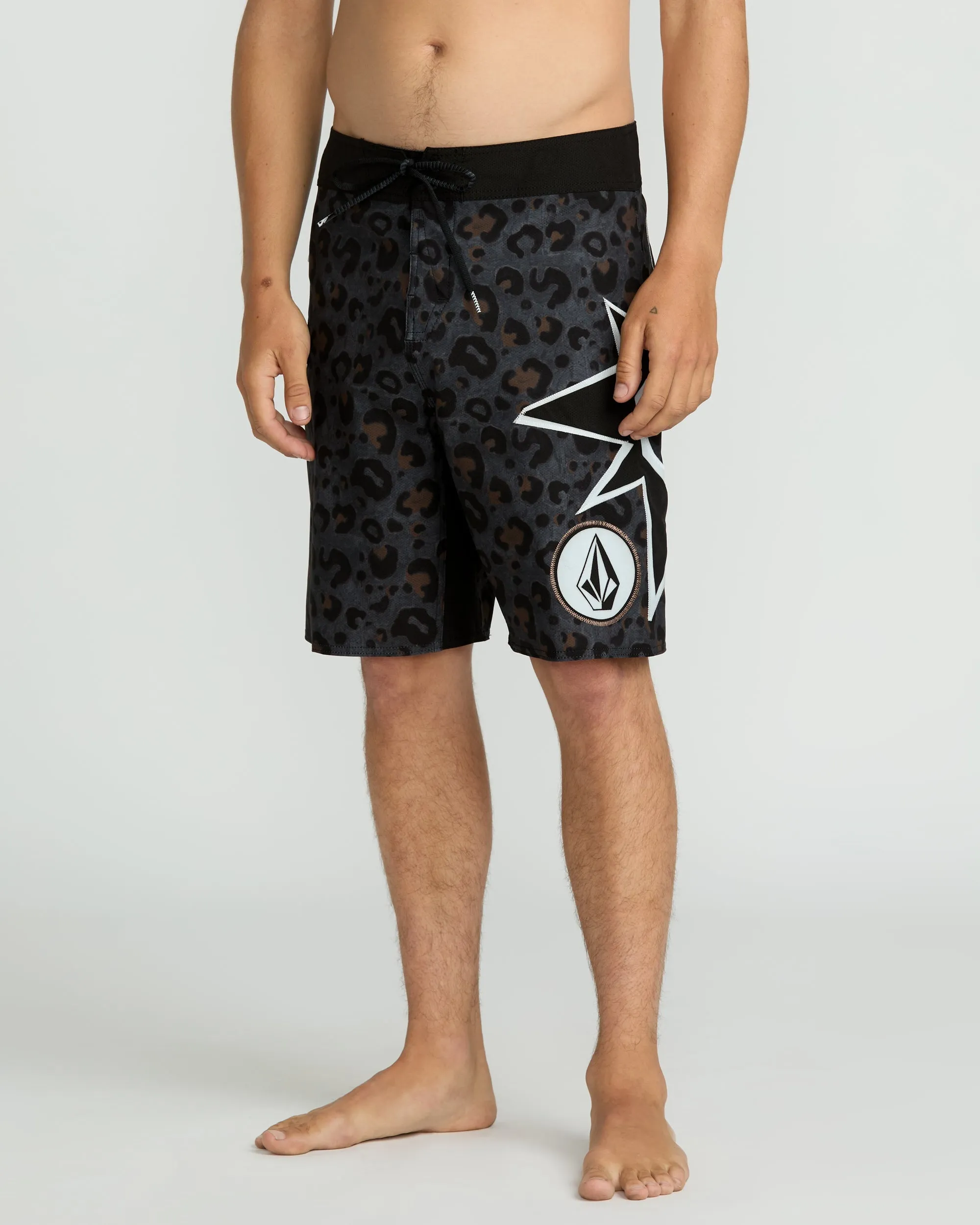 Volcom Men'S St4R G4Zer Mod Boardshort - Asphalt Black sold by Sun Diego Boardshops