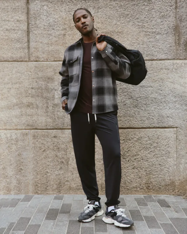 Vuori Sunday Performance Sweatpant - Black sold by Sun Diego Boardshops