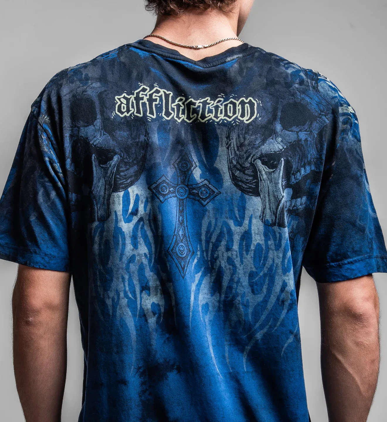 Affliction Men's Decimation Tee - Navy/Dk.Navy Crystal Wash sold by Sun Diego Boardshops product image thumbnail 4
