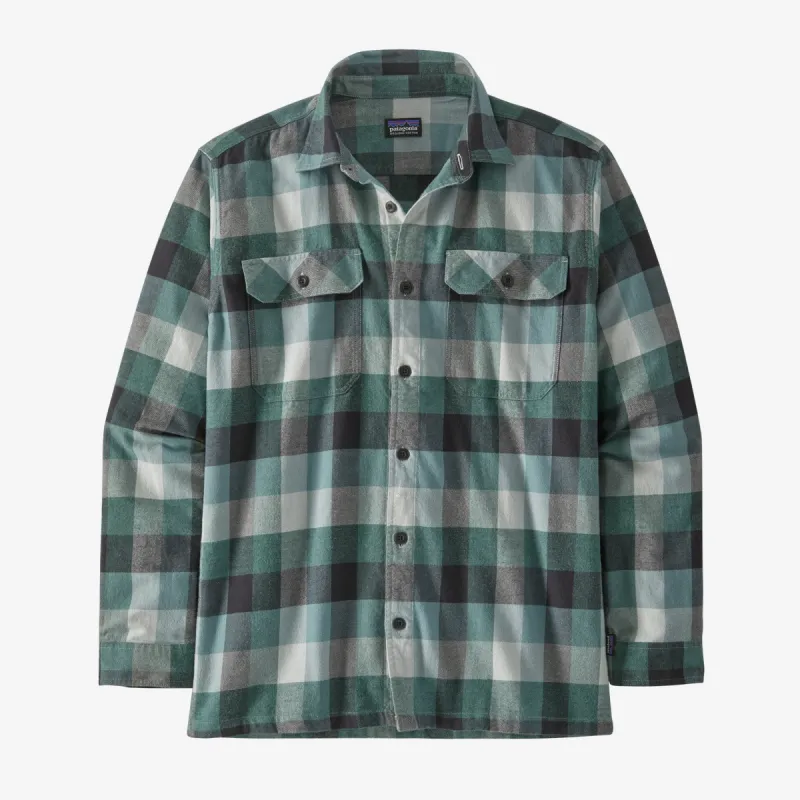 Patagonia Men's Long-Sleeved Organic Cotton Midweight Fjord Flannel Shirt - Nouveau Green sold by Sun Diego Boardshops