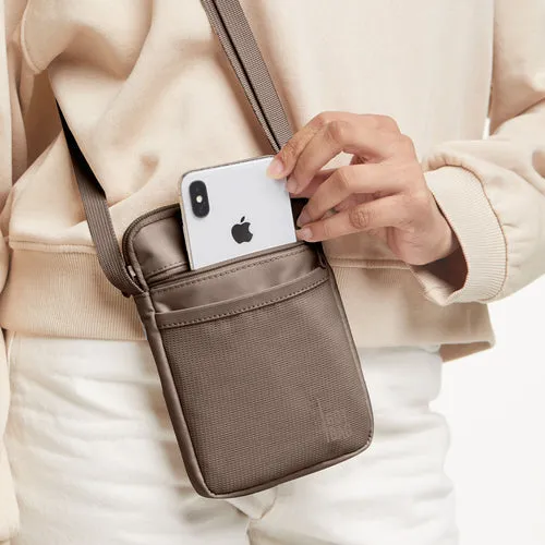 Got Bag NANO BAG - OYSTER MONOCHROME sold by Sun Diego Boardshops product image thumbnail 3