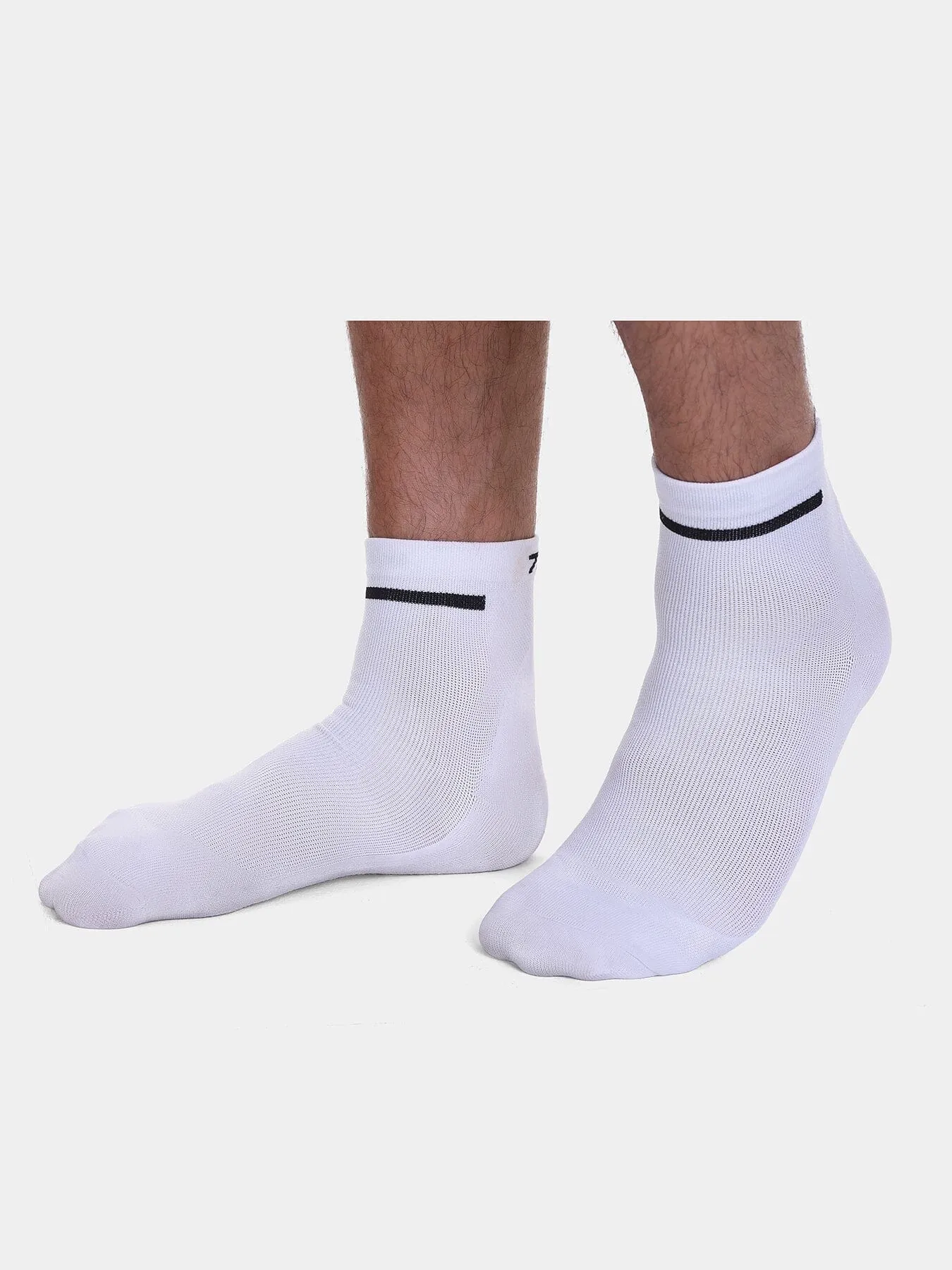 TCA Running Socks Unisex Trainer Compression socks for Men & Women sold by TCA