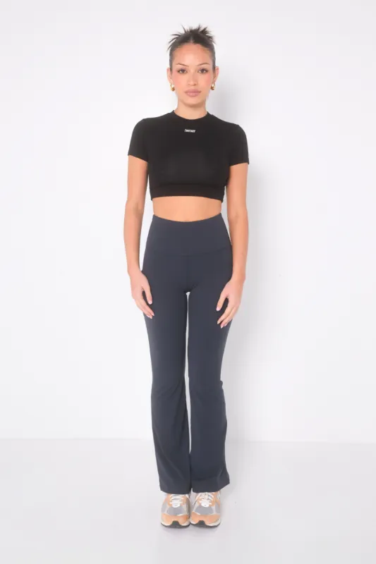 Daze Flare Pocket Leggings - Ink sold by TWOTAGS