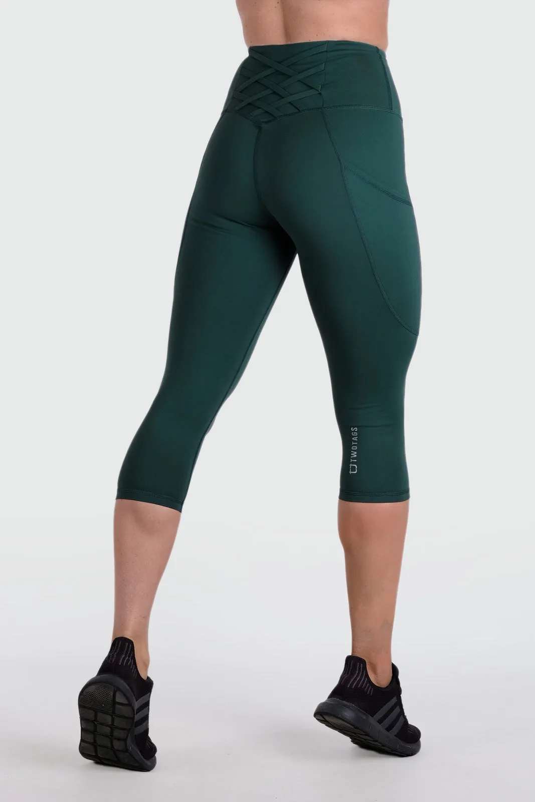 Strappy 3/4 V2 Highwaisted Leggings - Emerald sold by TWOTAGS product image thumbnail 3
