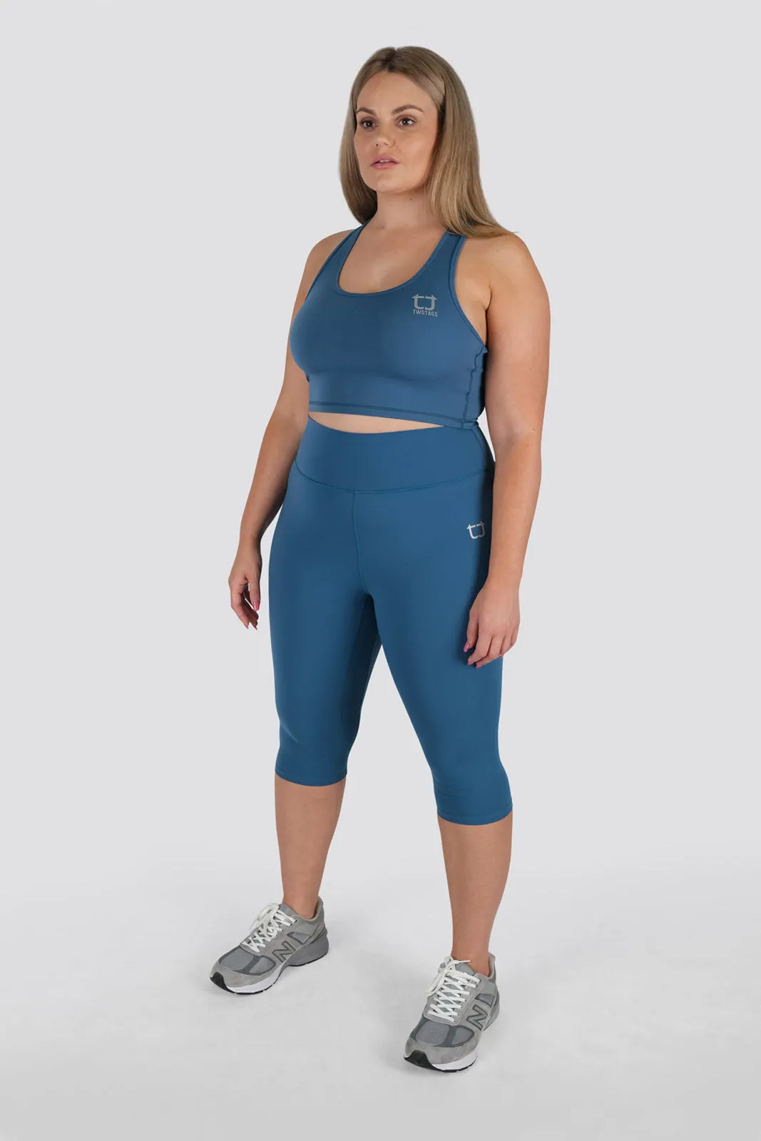 Stellar 3/4 Highwaisted Leggings - Sapphire sold by TWOTAGS product image thumbnail 2
